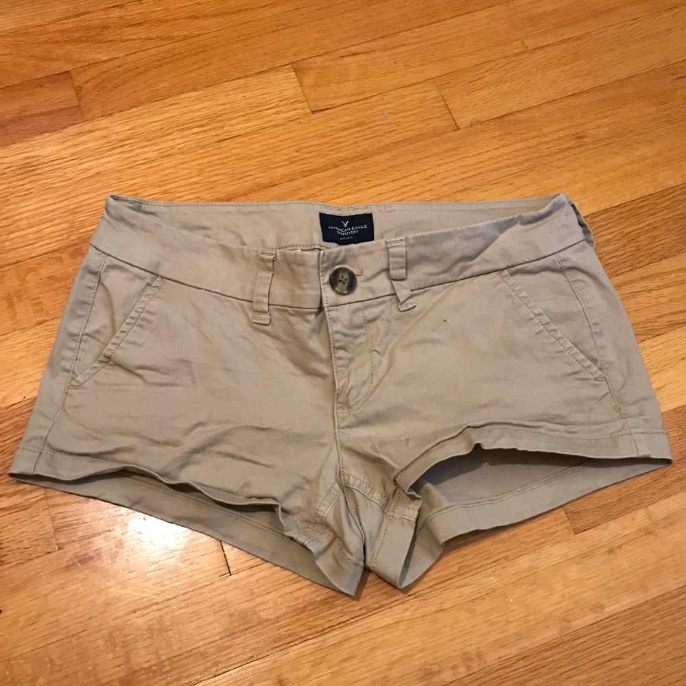 American Eagle khaki shorties